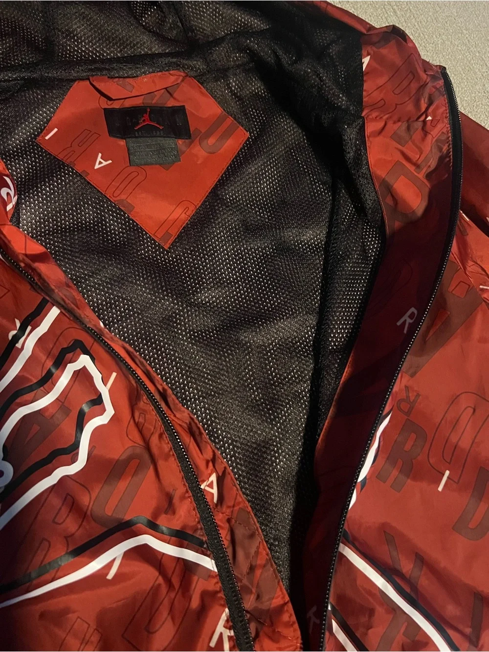 Jordan Red Jumpman Boys Graphic Hooded Windbreaker Size Small (8-10 yrs)